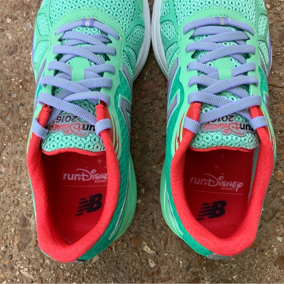 NEW Ariel runDisney New Balance women’s running shoes - Picture 6 of 15